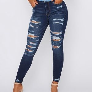 Refuge Skinny distress dark blue jeans